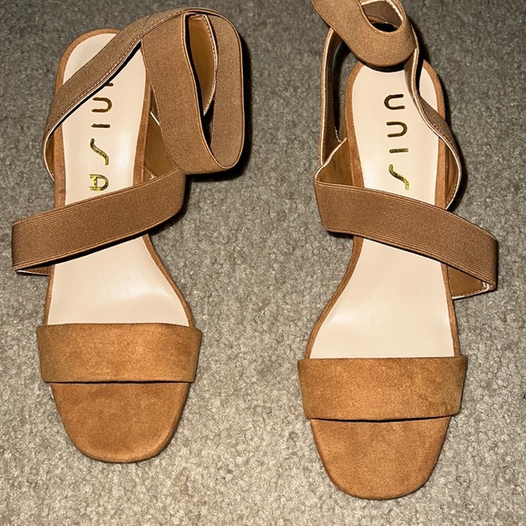 Beautiful - Picture 1 of 4